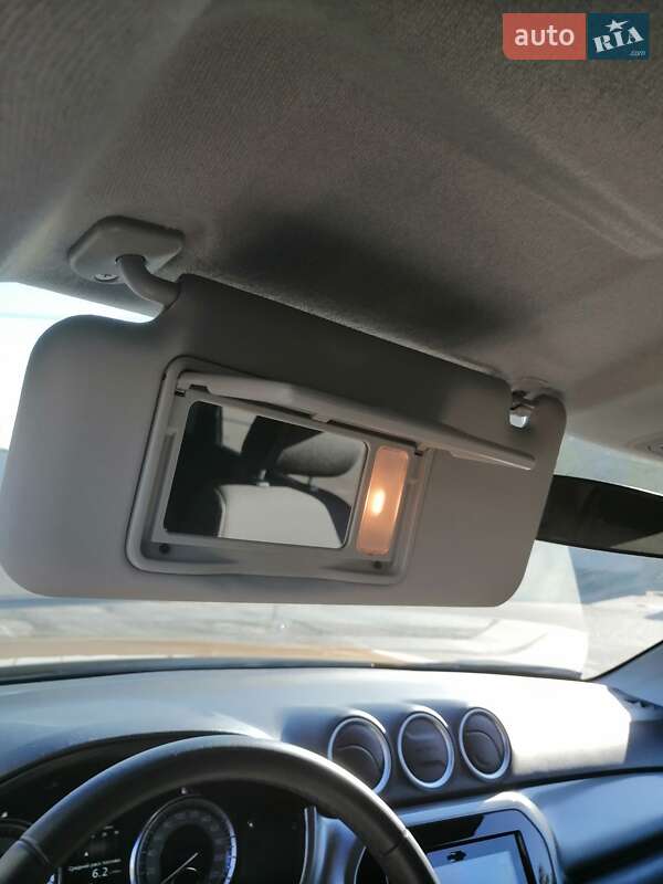 Внедорожник / Кроссовер Suzuki Vitara 2019 в Киеве