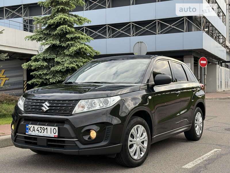 Внедорожник / Кроссовер Suzuki Vitara 2020 в Киеве