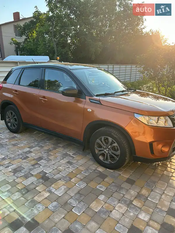 Внедорожник / Кроссовер Suzuki Vitara 2016 в 