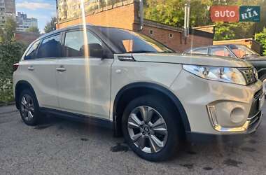 Позашляховик / Кросовер Suzuki Vitara 2019 в Полтаві