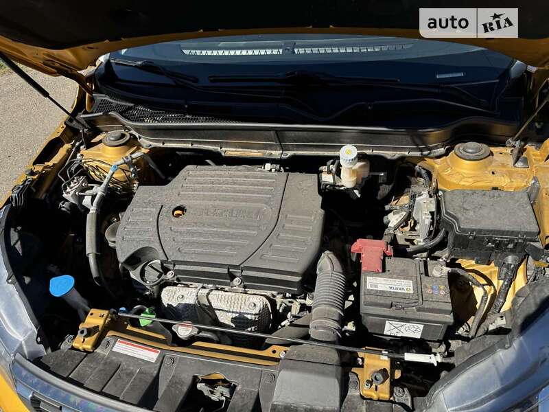 Позашляховик / Кросовер Suzuki Vitara 2022 в Южному