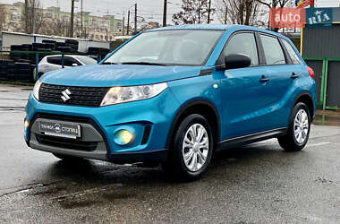 Внедорожник / Кроссовер Suzuki Vitara 2015 в Киеве