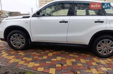 Внедорожник / Кроссовер Suzuki Vitara 2018 в 