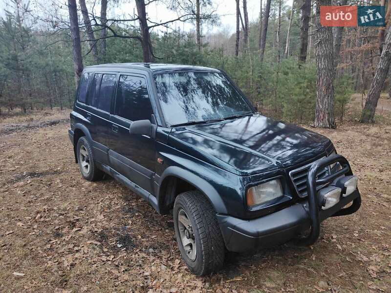 Позашляховик / Кросовер Suzuki Vitara 1995 в Житомирі