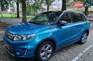 Позашляховик / Кросовер Suzuki Vitara 2017 в Дніпрі