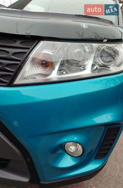 Внедорожник / Кроссовер Suzuki Vitara 2015 в 
