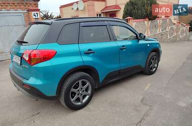 Внедорожник / Кроссовер Suzuki Vitara 2015 в 