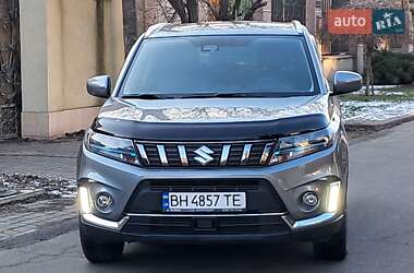 Внедорожник / Кроссовер Suzuki Vitara 2022 в Одессе