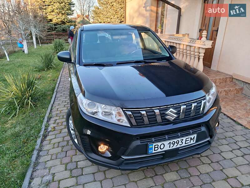 Позашляховик / Кросовер Suzuki Vitara 2021 в Рівному