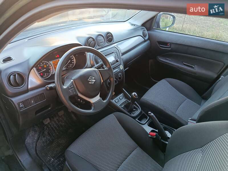 Позашляховик / Кросовер Suzuki Vitara 2021 в Рівному