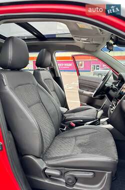 Позашляховик / Кросовер Suzuki Vitara 2019 в 