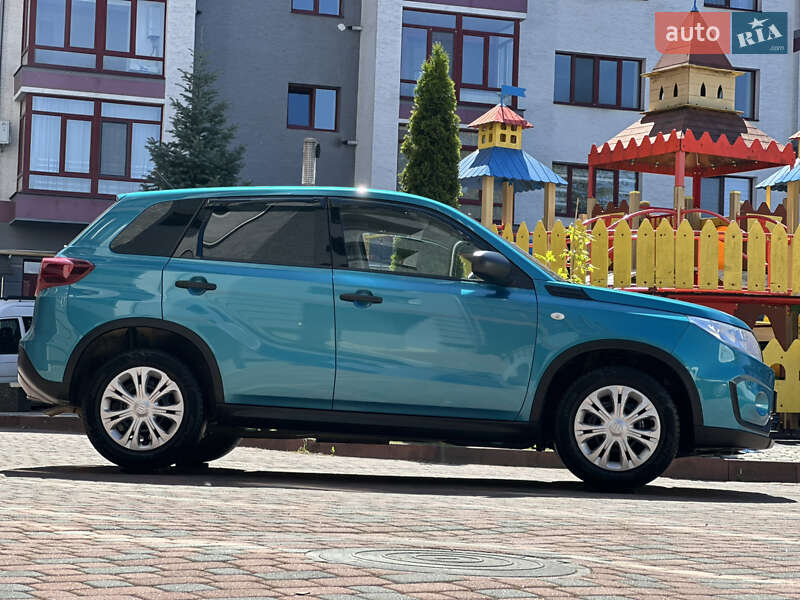 Позашляховик / Кросовер Suzuki Vitara 2021 в Івано-Франківську