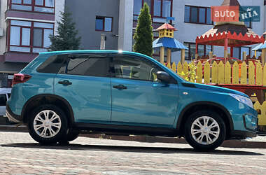 Внедорожник / Кроссовер Suzuki Vitara 2021 в 