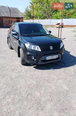 Внедорожник / Кроссовер Suzuki Vitara 2016 в Черкассах