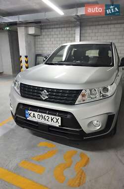 Внедорожник / Кроссовер Suzuki Vitara 2023 в Киеве