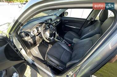 Позашляховик / Кросовер Suzuki Vitara 2020 в 