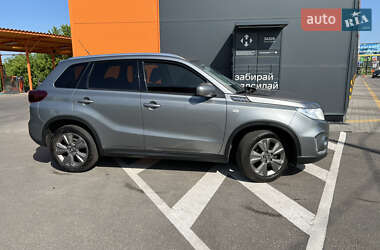 Позашляховик / Кросовер Suzuki Vitara 2020 в  фото 6 Позашляховик / Кросовер Suzuki Vitara 2020 в