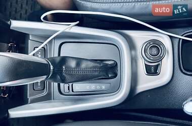 Внедорожник / Кроссовер Suzuki Vitara 2015 в 