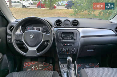 Позашляховик / Кросовер Suzuki Vitara 2021 в 