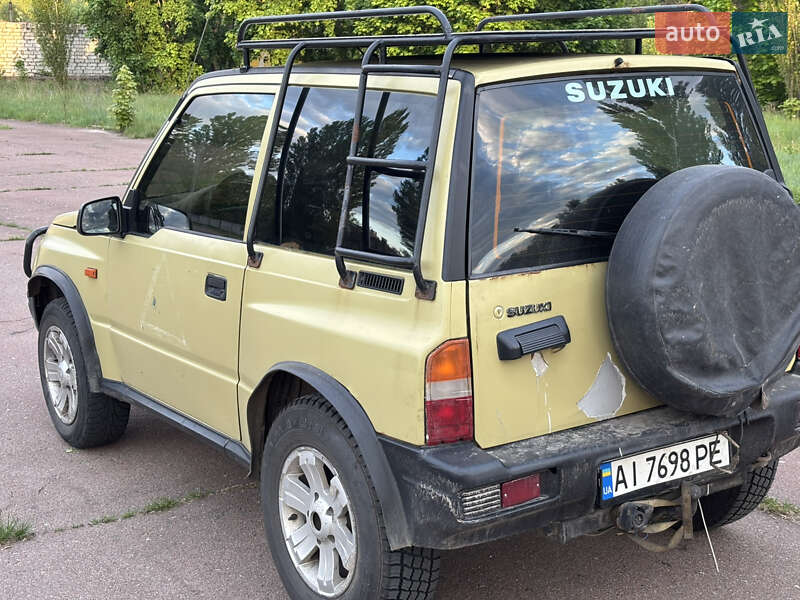 Позашляховик / Кросовер Suzuki Vitara 2002 в Славутичі