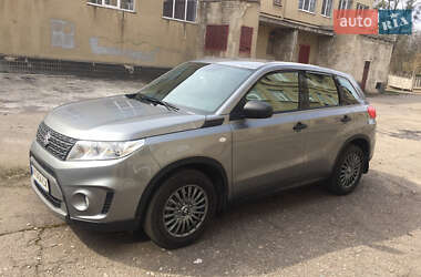 Внедорожник / Кроссовер Suzuki Vitara 2017 в Харькове