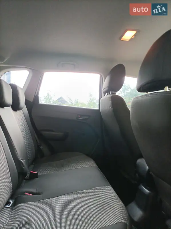 Suzuki Vitara 2015 VIN TSMLYE21S00126796 фото оголошення 6 з 55