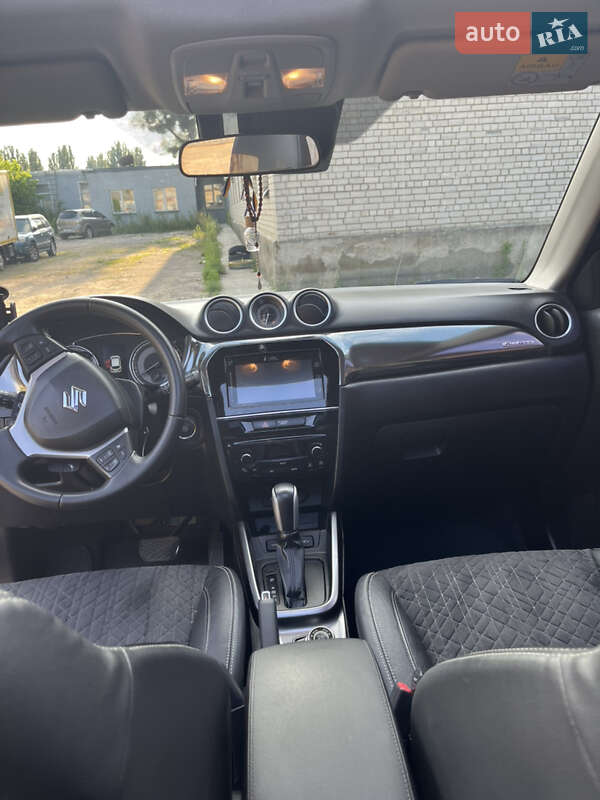 Позашляховик / Кросовер Suzuki Vitara 2019 в Києві