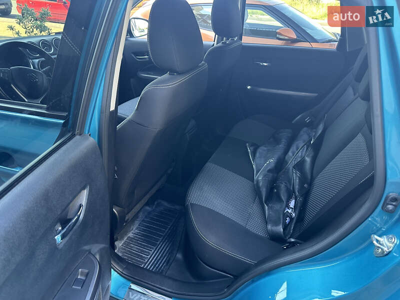 Внедорожник / Кроссовер Suzuki Vitara 2021 в Киеве