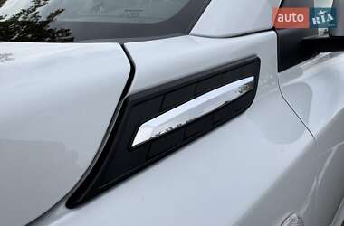 Внедорожник / Кроссовер Suzuki Vitara 2023 в 