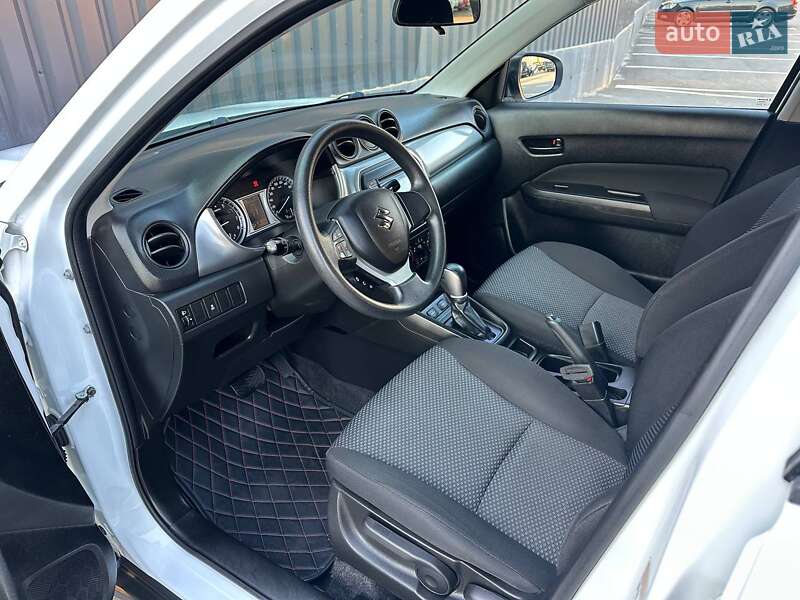 Позашляховик / Кросовер Suzuki Vitara 2018 в Києві фото 10 Позашляховик / Кросовер Suzuki Vitara 2018 в Києві
