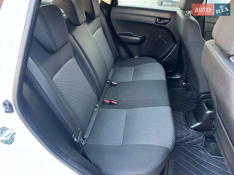 Позашляховик / Кросовер Suzuki Vitara 2018 в Києві фото 21 Позашляховик / Кросовер Suzuki Vitara 2018 в Києві