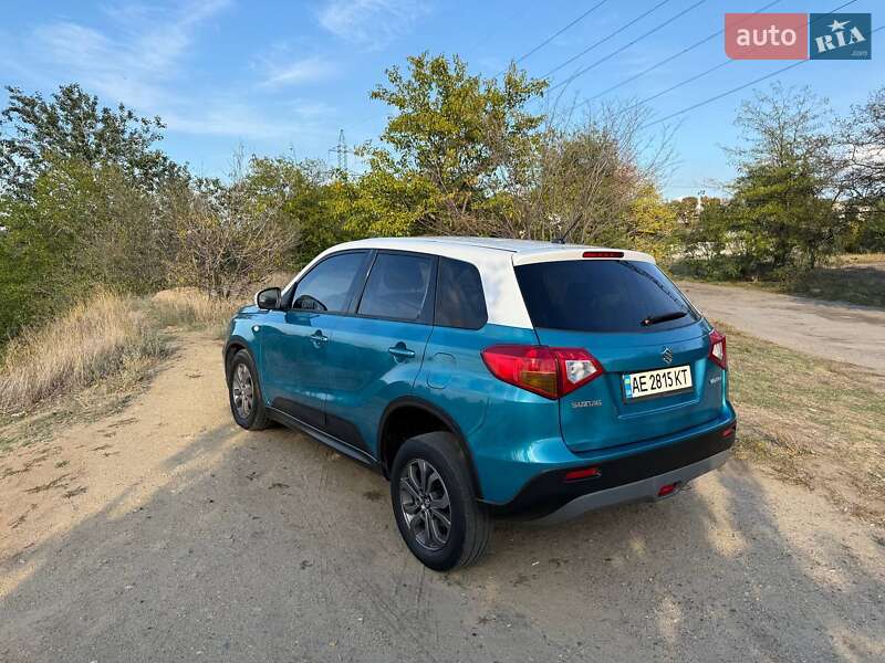 Внедорожник / Кроссовер Suzuki Vitara 2017 в Днепре