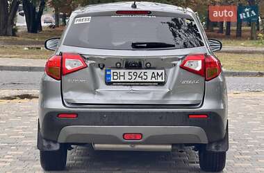 Внедорожник / Кроссовер Suzuki Vitara 2016 в Одессе