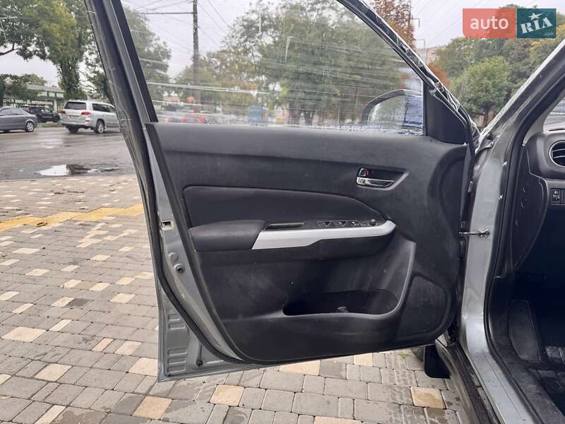 Внедорожник / Кроссовер Suzuki Vitara 2016 в Одессе
