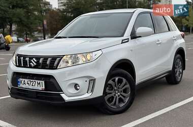 Внедорожник / Кроссовер Suzuki Vitara 2023 в Киеве