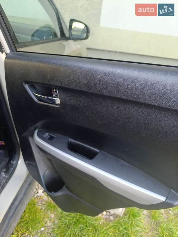 Внедорожник / Кроссовер Suzuki Vitara 2017 в Коломые фото 16 Внедорожник / Кроссовер Suzuki Vitara 2017 в Коломые