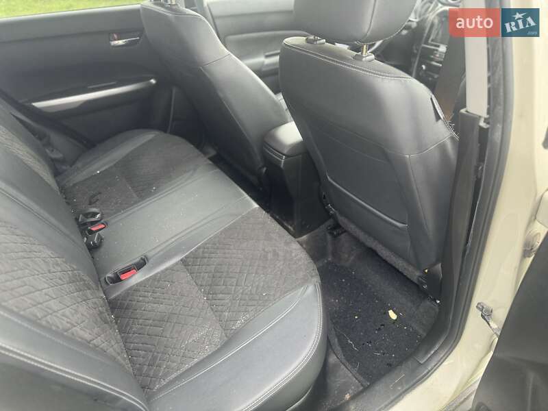 Позашляховик / Кросовер Suzuki Vitara 2019 в Білогородці