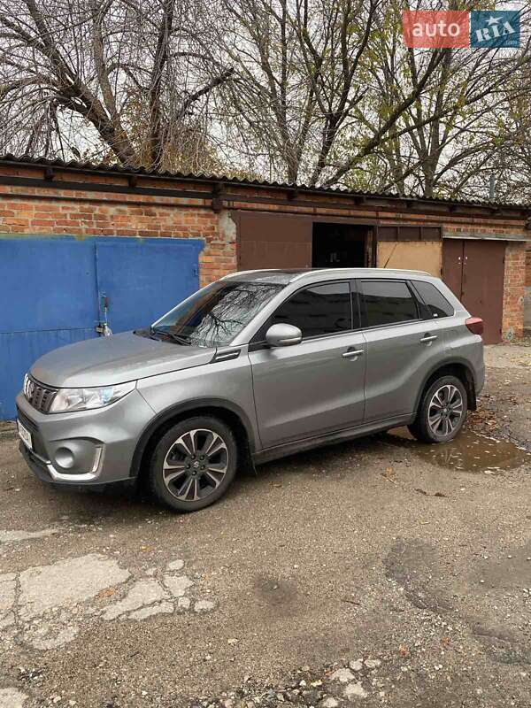 Позашляховик / Кросовер Suzuki Vitara 2019 в Харкові