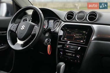 Позашляховик / Кросовер Suzuki Vitara 2020 в  фото 20 Позашляховик / Кросовер Suzuki Vitara 2020 в