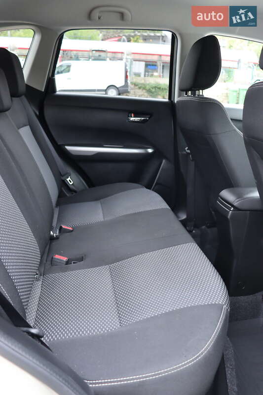 Позашляховик / Кросовер Suzuki Vitara 2020 в Львові фото 7 Позашляховик / Кросовер Suzuki Vitara 2020 в Львові