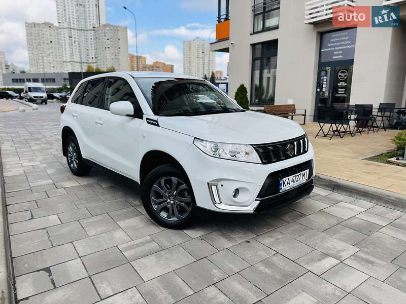 Suzuki Vitara 2023