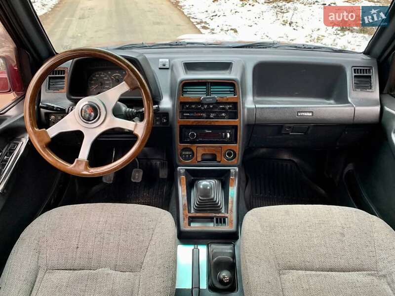 Позашляховик / Кросовер Suzuki Vitara 1991 в Малині