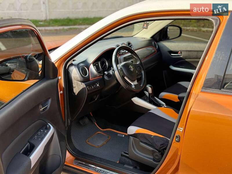 Внедорожник / Кроссовер Suzuki Vitara 2018 в Богуславе