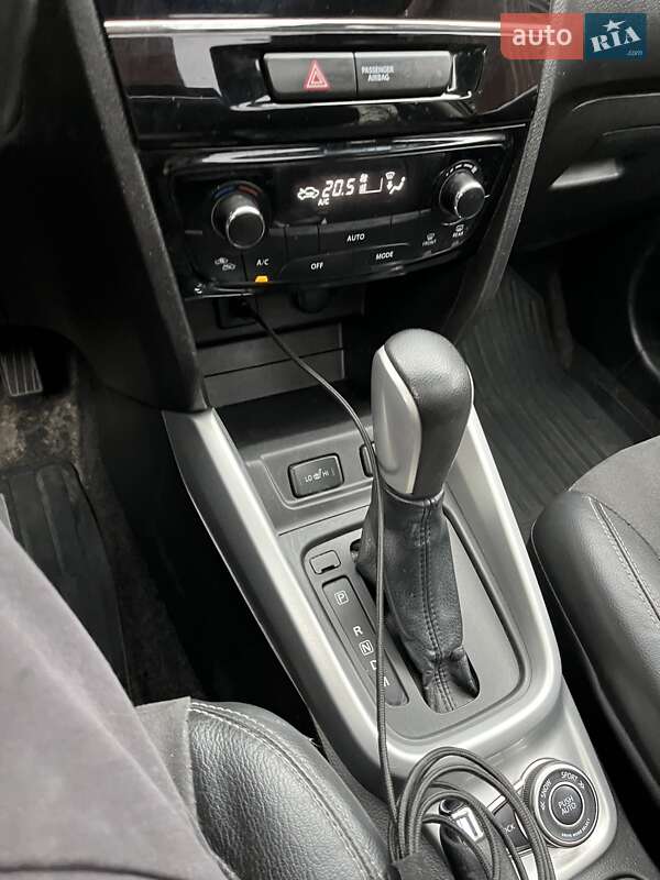 Внедорожник / Кроссовер Suzuki Vitara 2016 в Киеве фото 34 Внедорожник / Кроссовер Suzuki Vitara 2016 в Киеве