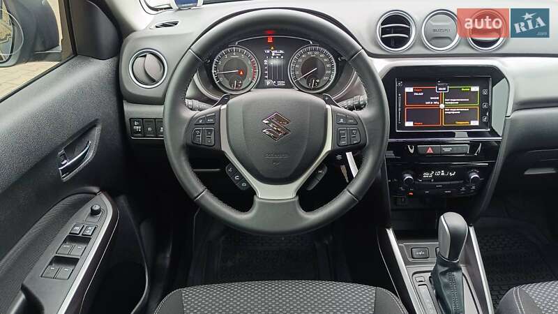 Позашляховик / Кросовер Suzuki Vitara 2020 в Києві