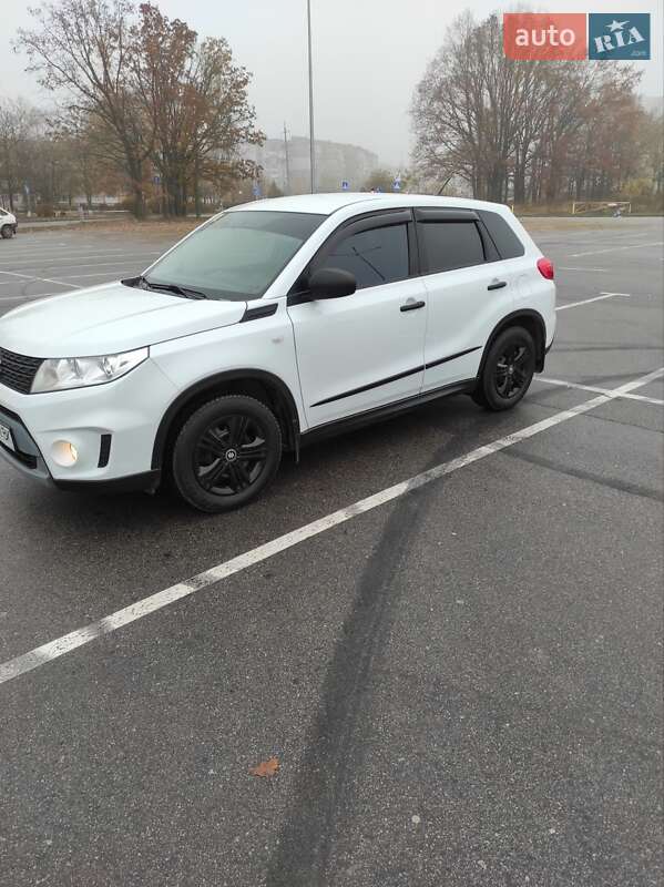 Внедорожник / Кроссовер Suzuki Vitara 2017 в Кропивницком фото 10 Внедорожник / Кроссовер Suzuki Vitara 2017 в Кропивницком