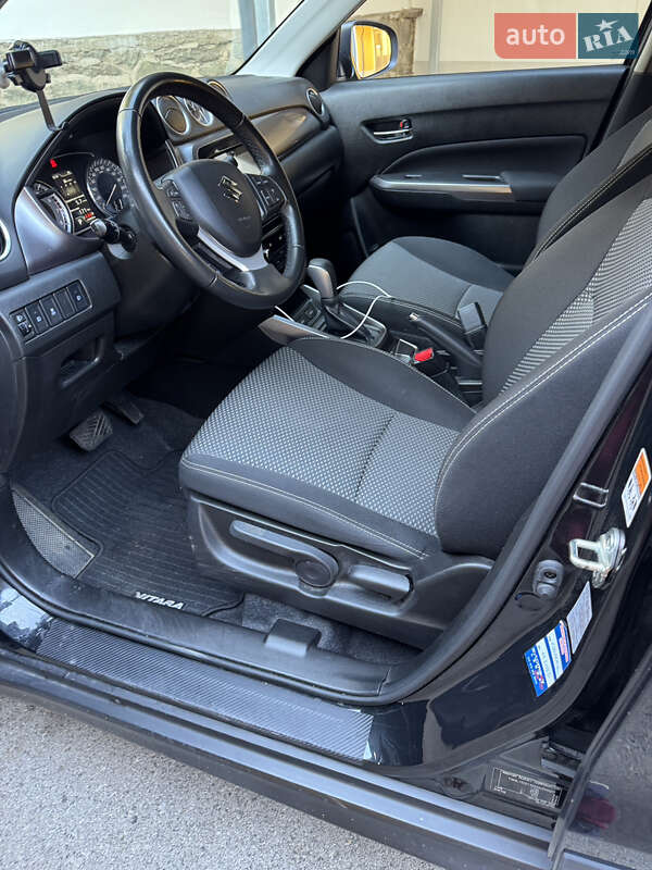 Внедорожник / Кроссовер Suzuki Vitara 2021 в Киеве