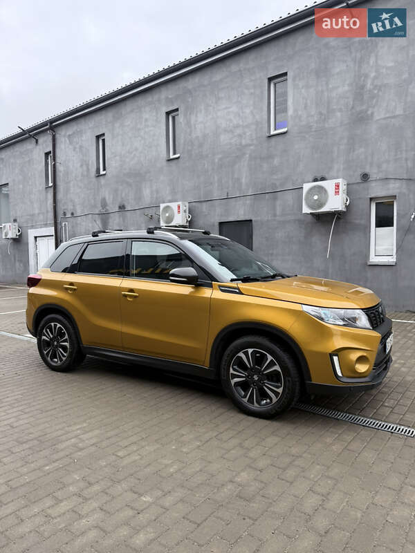 Внедорожник / Кроссовер Suzuki Vitara 2019 в Киеве