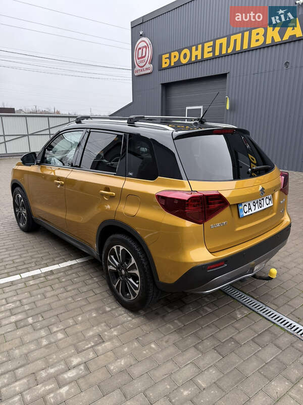 Внедорожник / Кроссовер Suzuki Vitara 2019 в Киеве