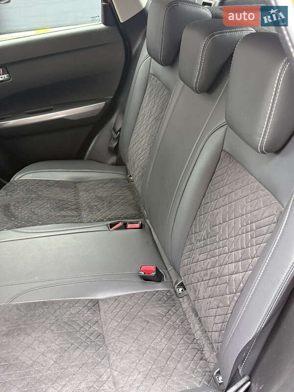 Внедорожник / Кроссовер Suzuki Vitara 2019 в Киеве